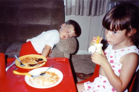 020-DinnerNap