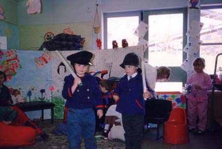 082-policemen